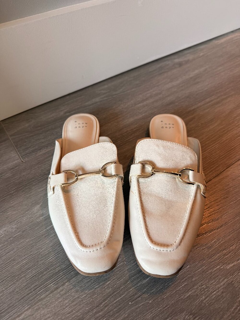 A New Day Slip On Cream Mule Loafer, size 7.5